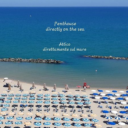 La Terrazza Sul Mare Lägenhet Montesilvano Marina Exteriör bild